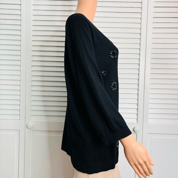 LANE BRYANT Black Embellished Sweater Size 18/20 - Picture 3 of 7